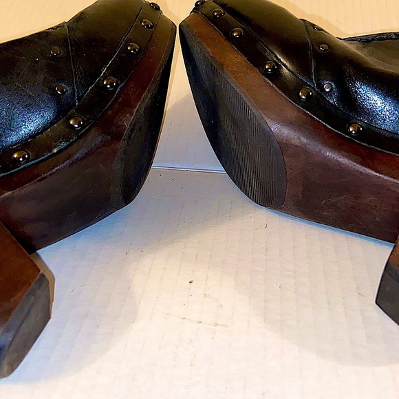 Earthies Women’s Freiburg Black Leather Studded Slip On High Heels Mules. - Picture 4 of 5